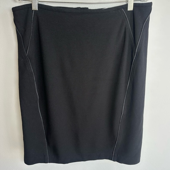 Chico's Dresses & Skirts - Chico's Classic Black Slimming Pencil Skirt Size 2 = Large